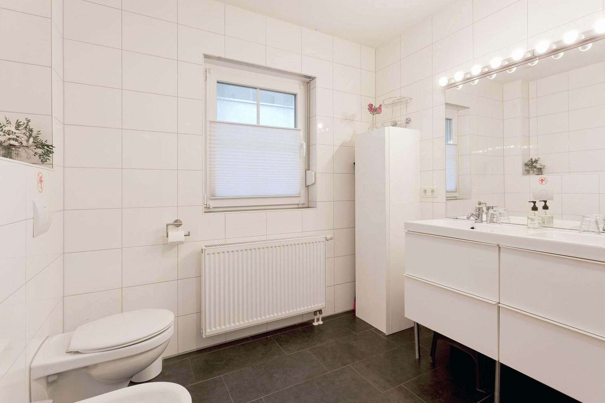 Fh Das Blaue Haus Am Peenestrom Peenemunde Buitenkant foto