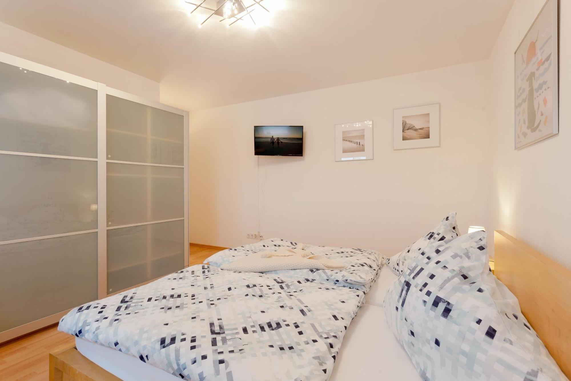 Fh Das Blaue Haus Am Peenestrom Peenemunde Buitenkant foto